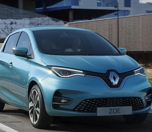 Le coronavirus a eu raison des Peugeot e-208 et Renault ZOE : leur production stoppée